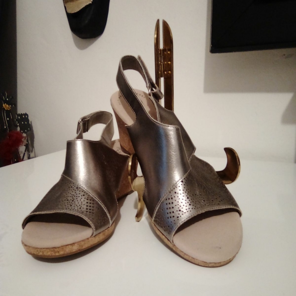 Wedge sandal